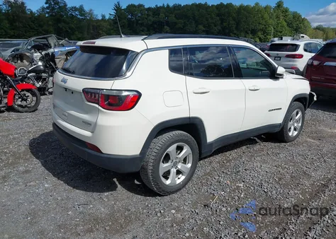 2019 Jeep Compass Latitude 4X4 from USA, damaged, VIN 3C4NJDBB8KT813911